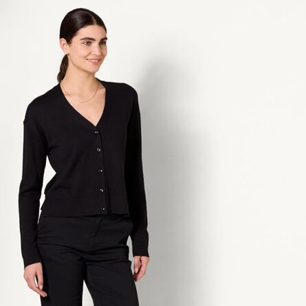 Women’s Lightweight Cropped Cardigan - Image 4